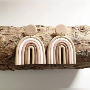 NEW Anthropologie Boho Dangle Statement
Earrings Jewelry